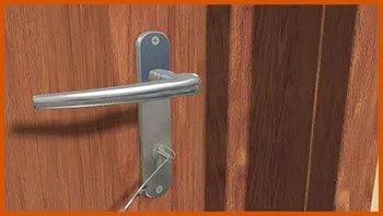 Flat Rock MI Locksmith Store Flat Rock, MI 734-233-9422 - 14-unlock-door